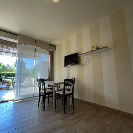 Apartamento Baiasole ✩✩✩✩✩